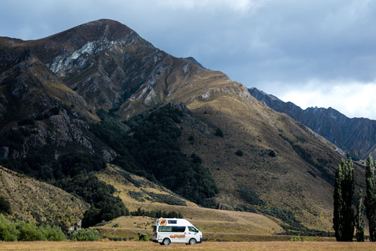 Driving in New Zealand - road trip