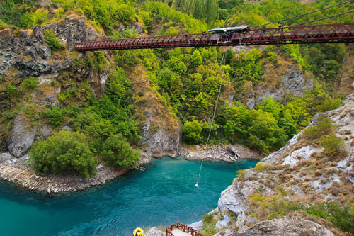 bungy jumping queenstown